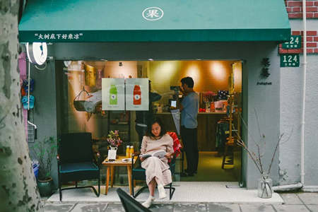 从哪些方面管理果篓果汁铺奶茶加盟店才最好