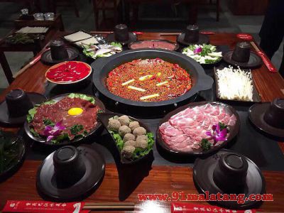 重庆乱劈柴火锅加盟费多少